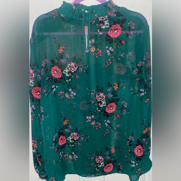 Torrid sz 1, hello kitty pants , and lavender maxi for @ellenwho72070 - Picture 6 of 7